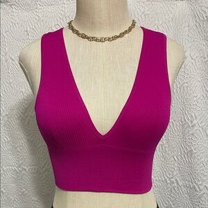 Urban Outfitters Ribbed Deep V Crop Tank - Fuchsia